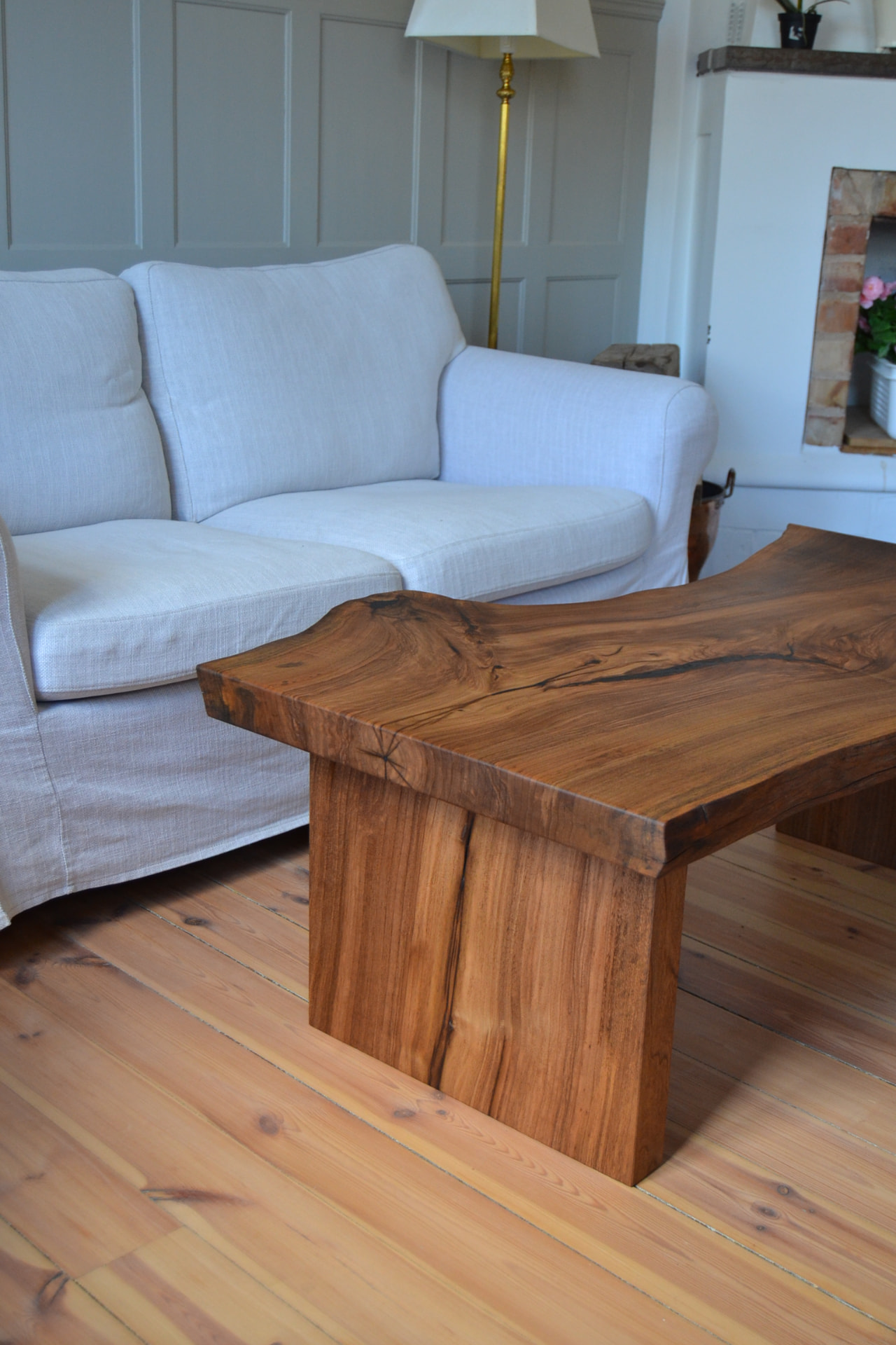 Naturbord — handgjort bord 6